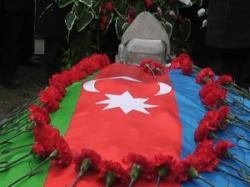32 naməlum şəhid nəşhur ekshumasiya edildi