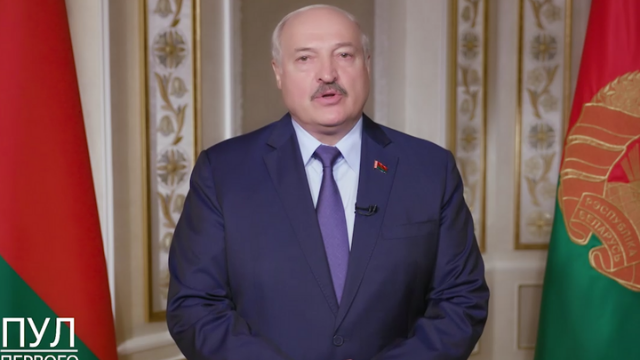 Lukaşenko ittifaqa qoşulmayanları HƏDƏLƏDİ