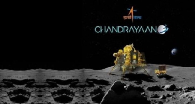 Hindistandan ilk: Kosmik gəmi Ayın az tədqiq edilmiş cənub qütbünə endi - VİDEO
