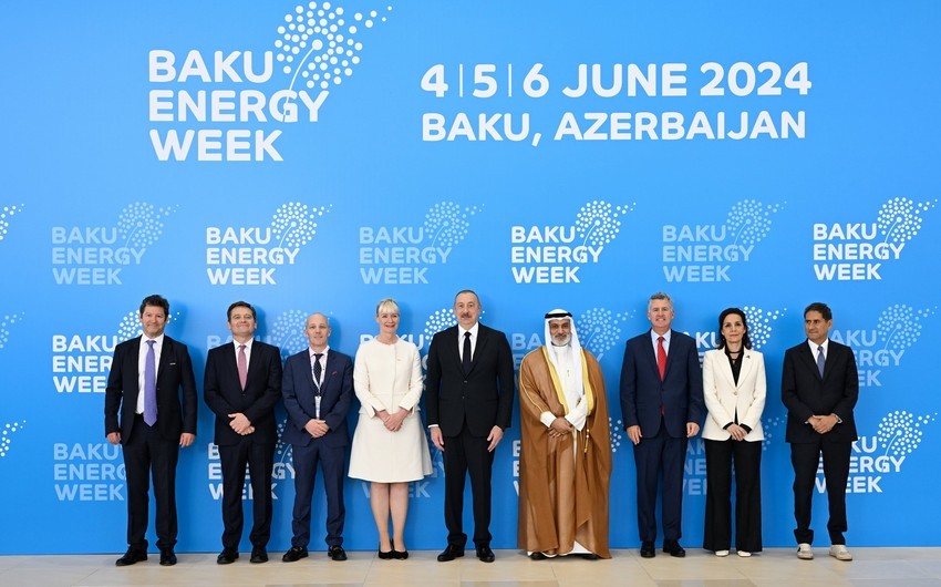 Prezident İlham Əliyev 29-cu “Caspian Oil&amp;Gas” və 12-ci “Caspian Power”  sərgilərinin açılışında çıxış edib - YENİLƏNİB-3